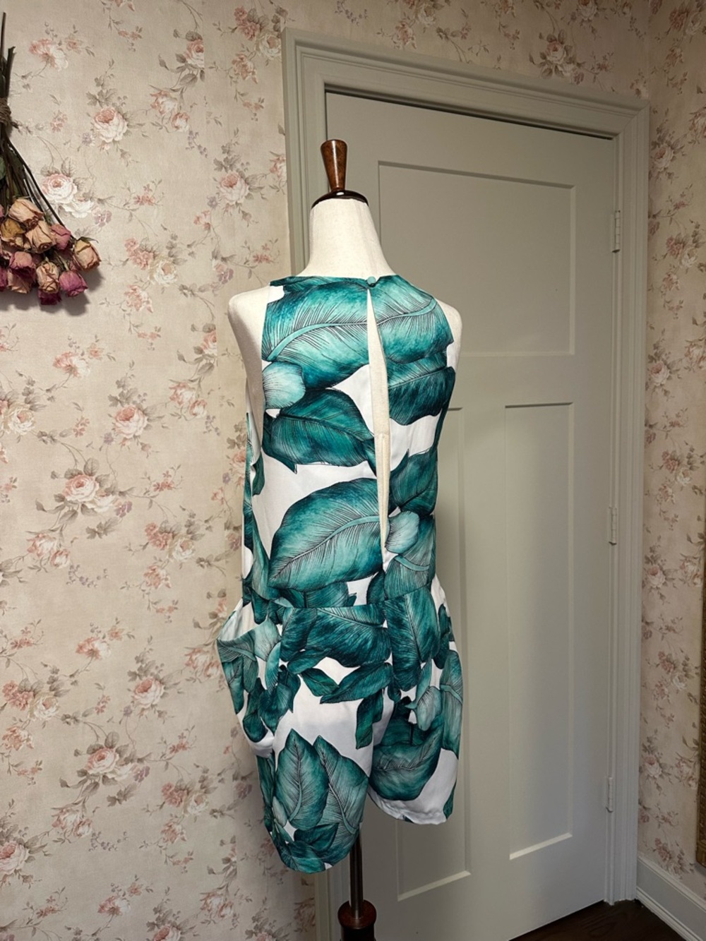 Cameo Collective Second Song Palm Leaf Romper NWT XS Formerly C/MEO Tropical - Picture 2 of 12